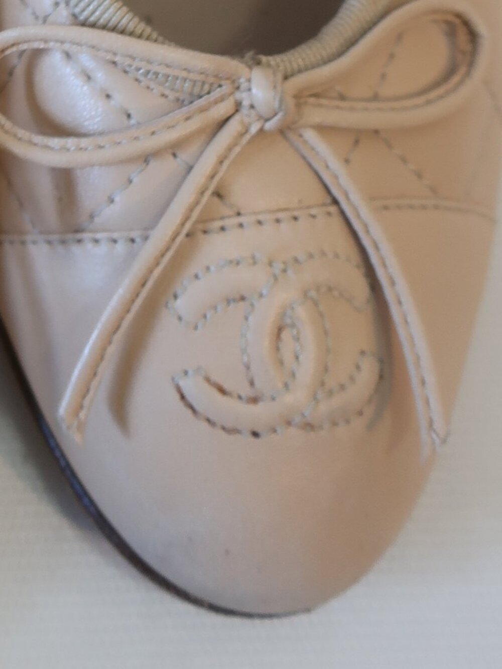 Women Chanel Nude Quilted Leather Logo Bow Tie Ballet Flats 38 1/2 EUR/US 8.5 - Picture 4 of 10